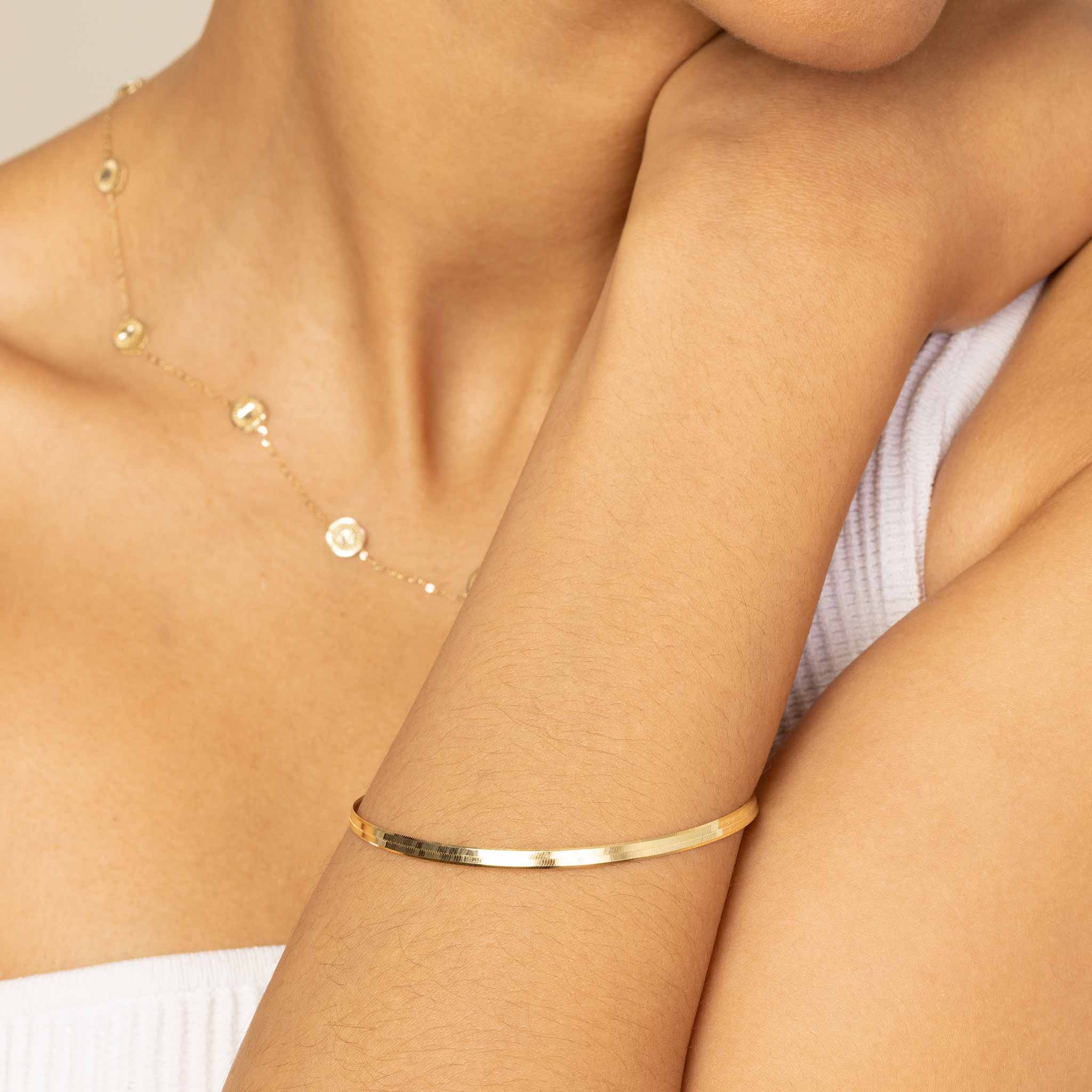 10K Gold Park Avenue Herringbone Bracelet