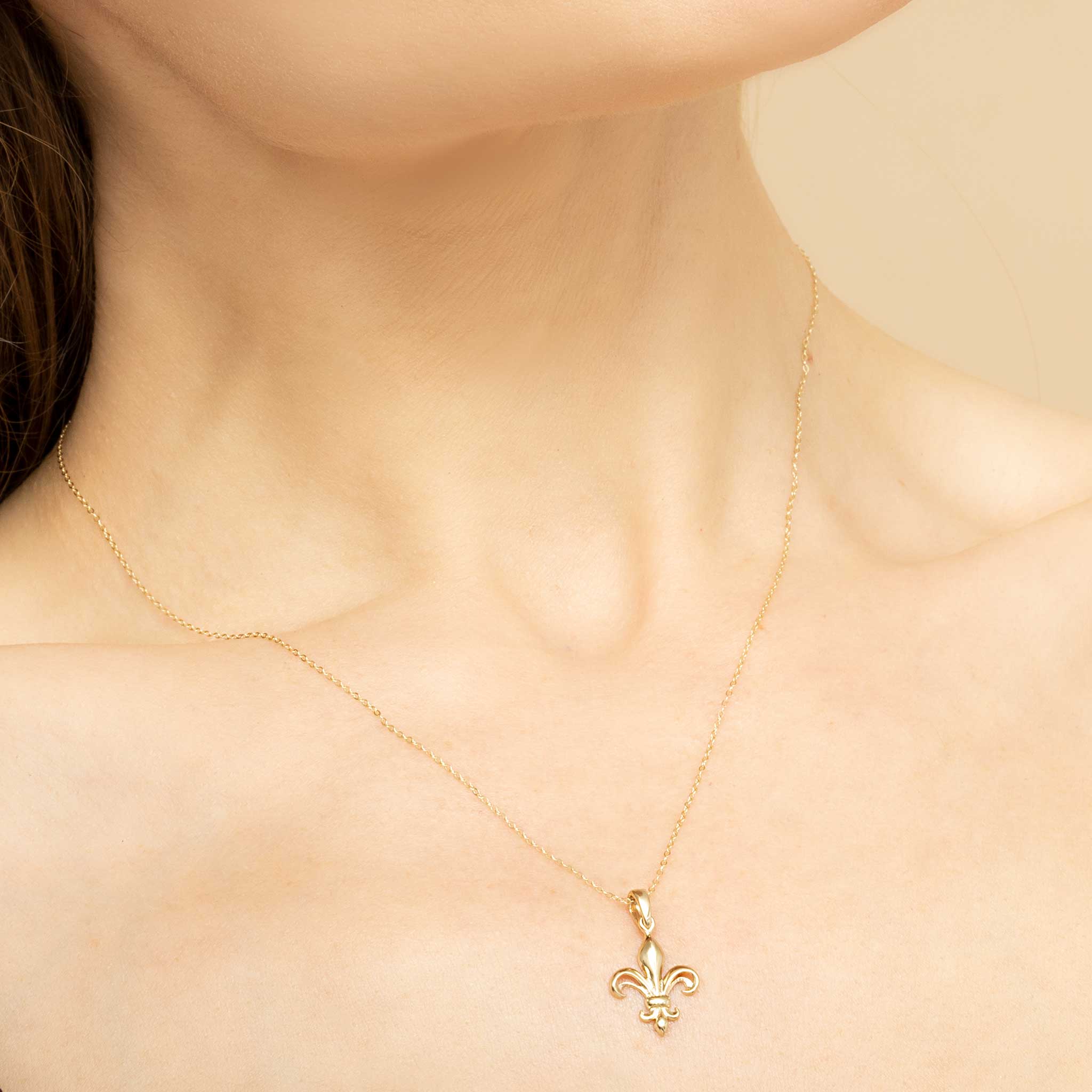 10K Gold Royal Lily Necklace