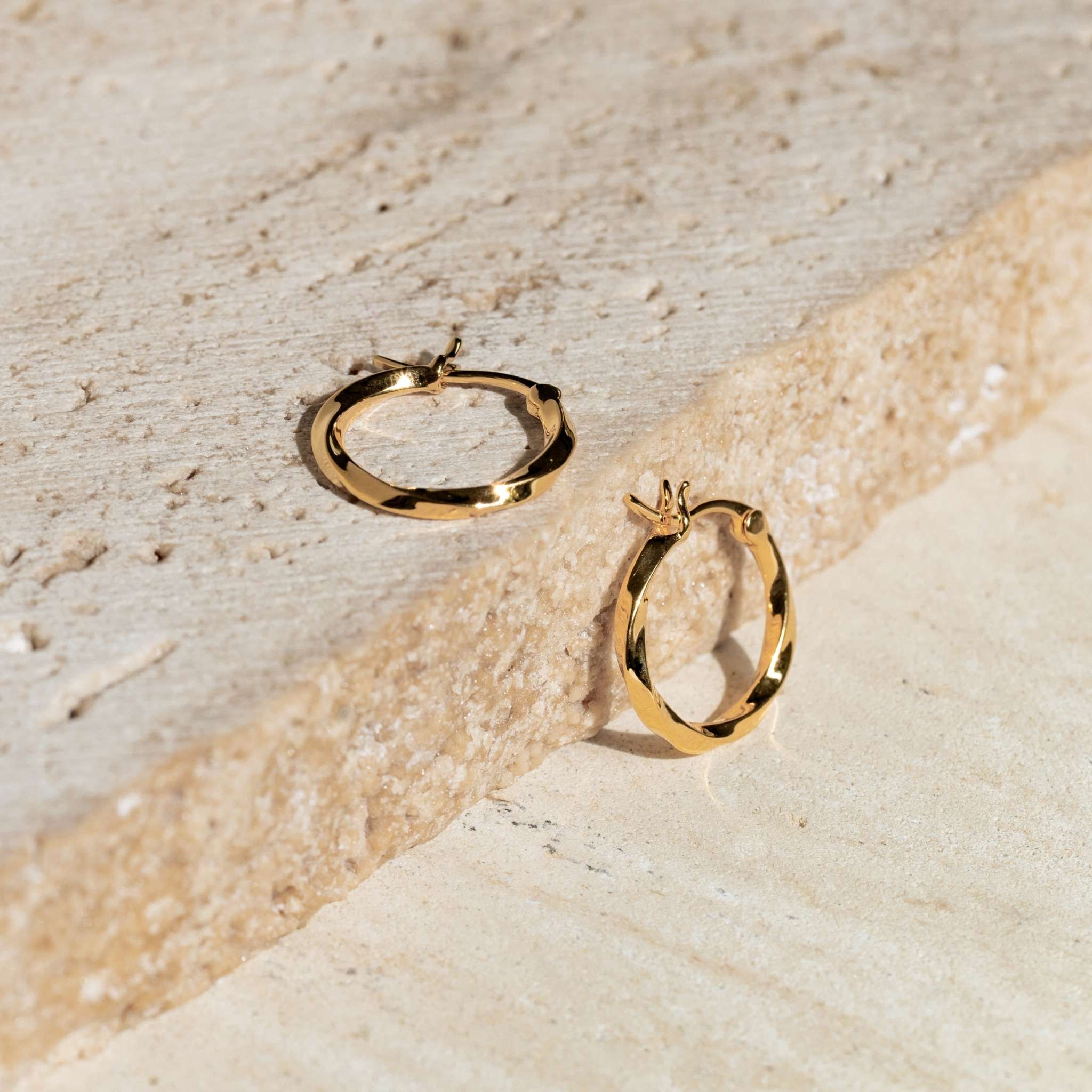 14K Gold Twisted Glam Hoop Earrings