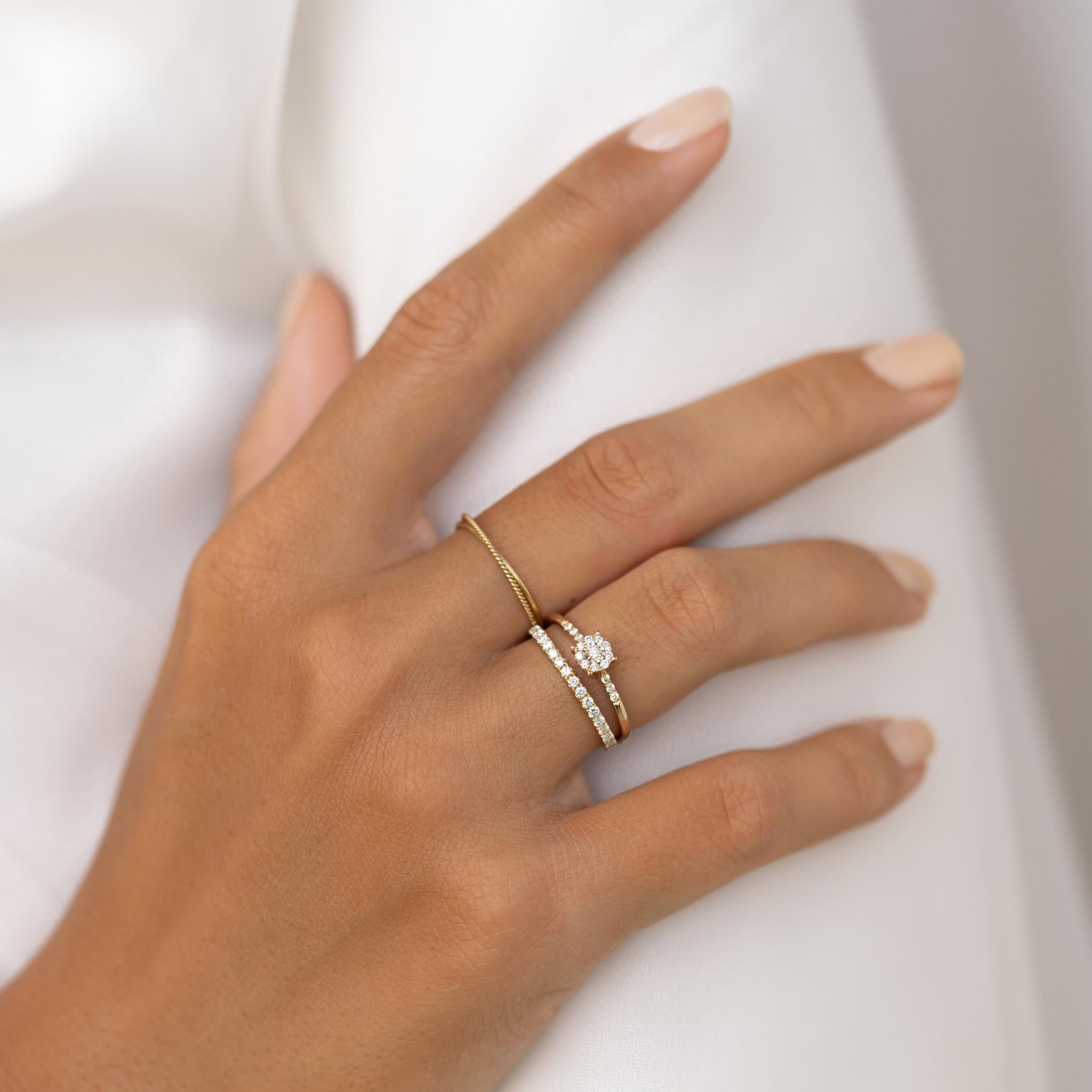 14K Yellow Gold Round Diamond Cluster Ring with Side Stones