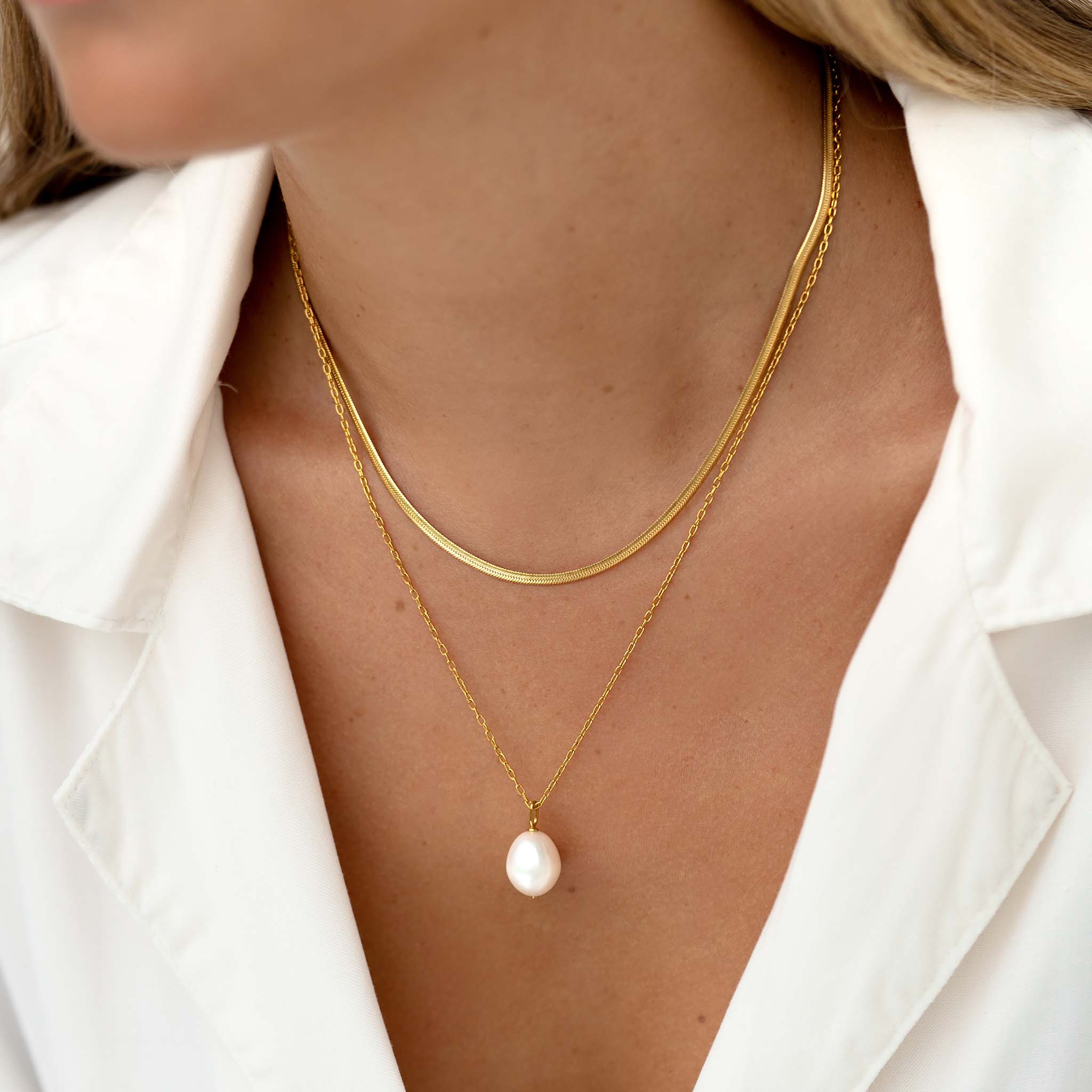 14K Gold Modern Serpent Flat Snake Chain Necklace