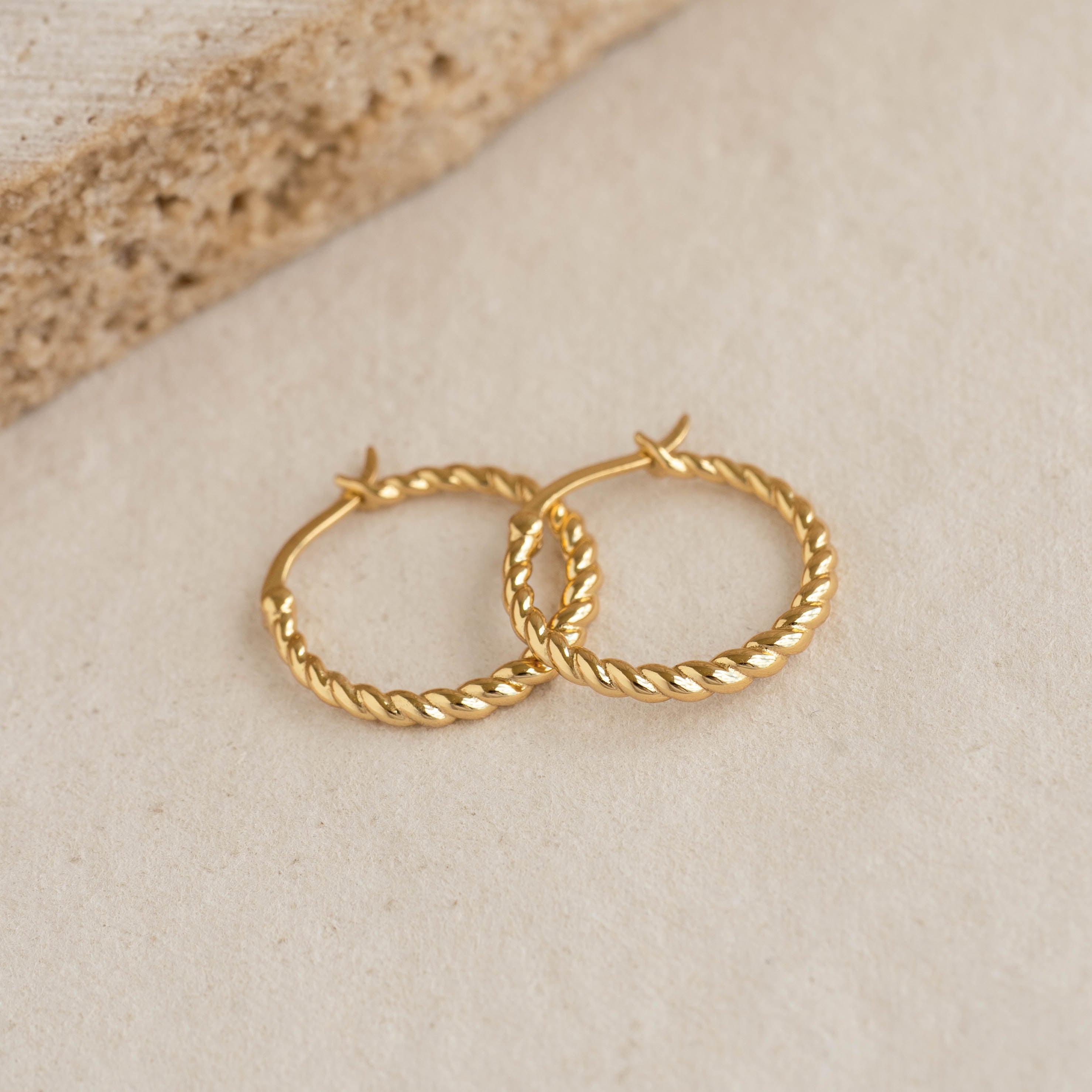 14K Gold Twisted Elegance Hoop Earrings