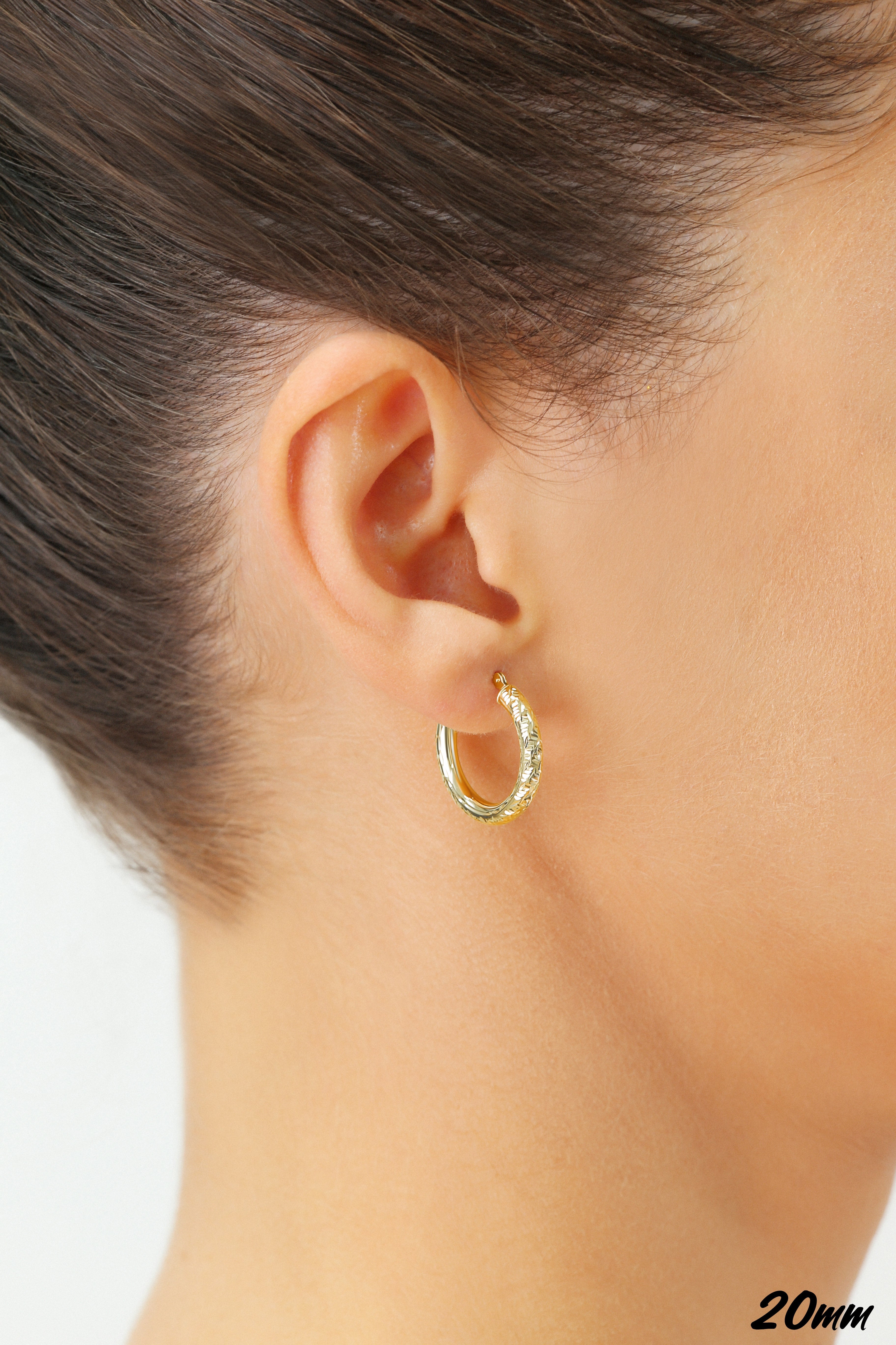 14K Solid Gold Tornado Hoop Earrings. Diamond-Cut & Hand Engraved Design. 3mm Thin