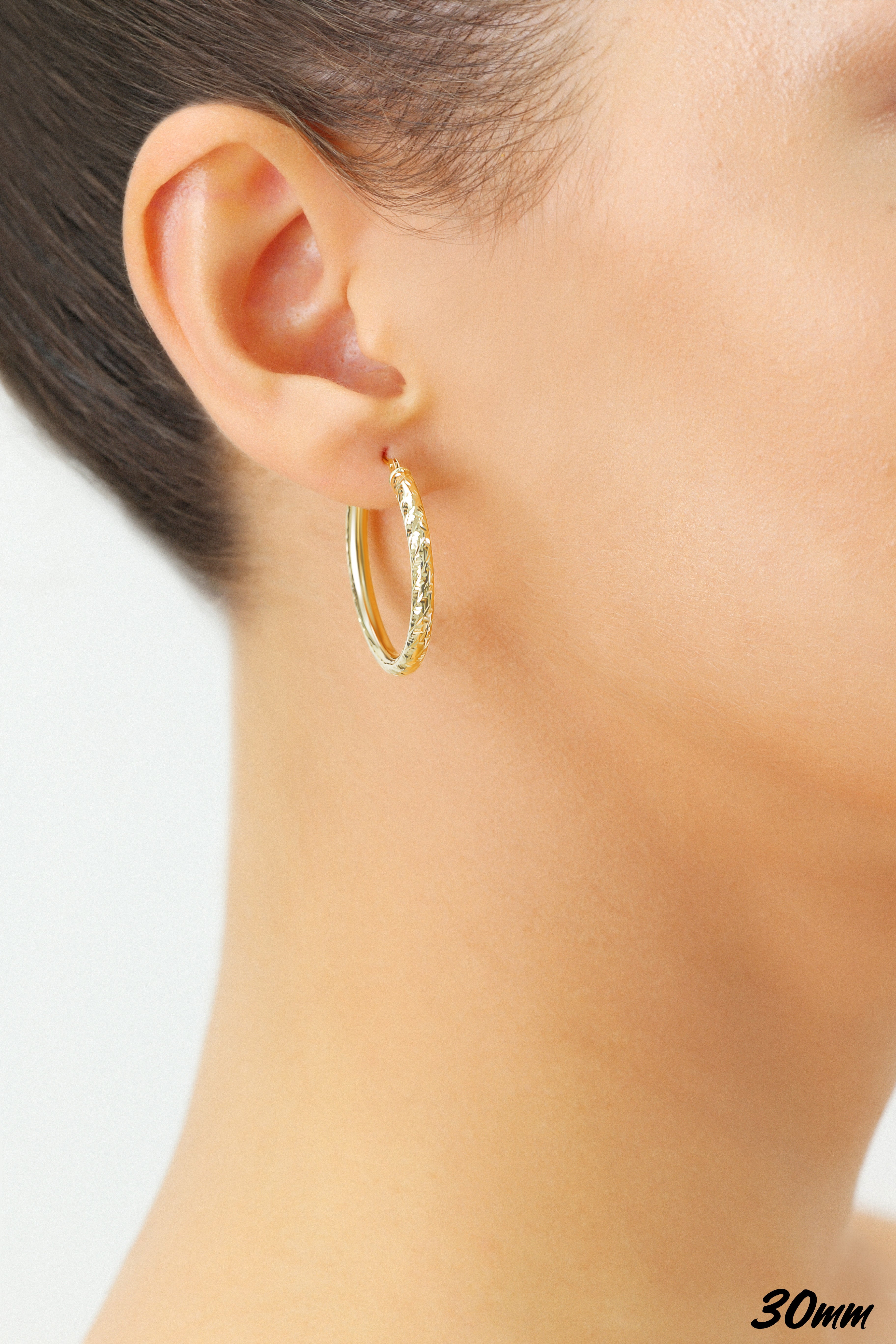 14K Solid Gold Tornado Hoop Earrings. Diamond-Cut & Hand Engraved Design. 3mm Thin