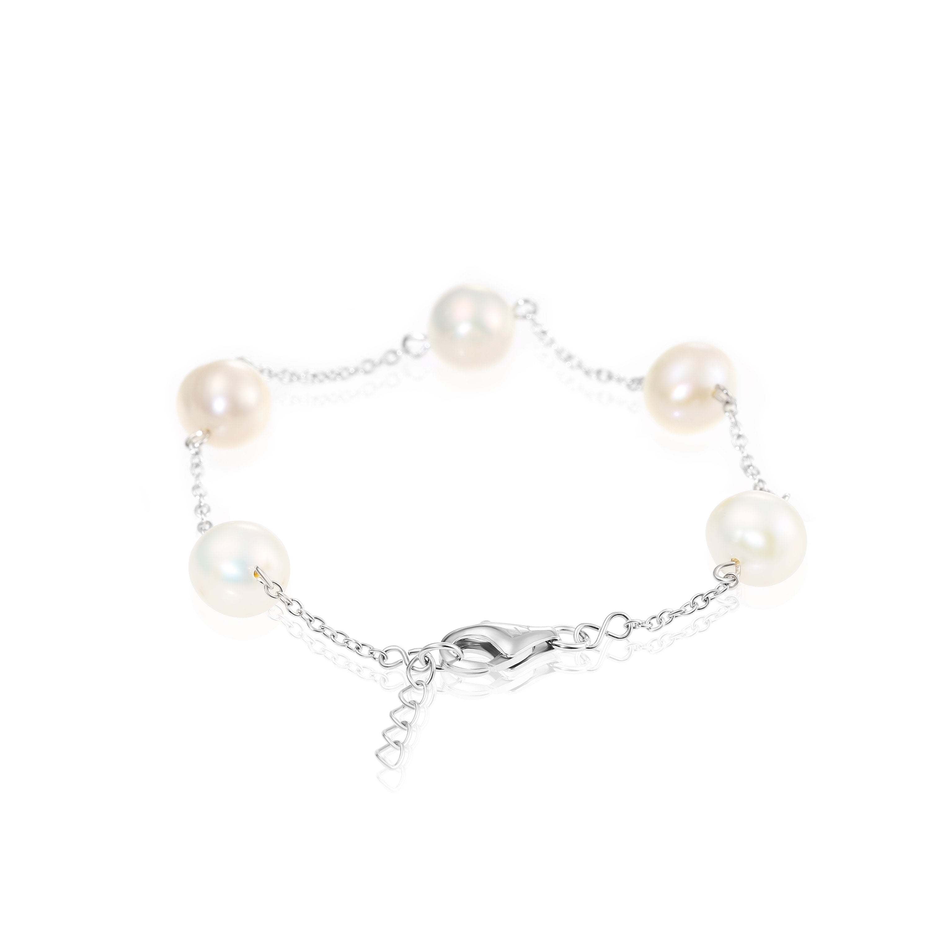 Pearl Bracelet in . White Freshwater Cultured Pearls. Adjustable Size in Sterling Silver