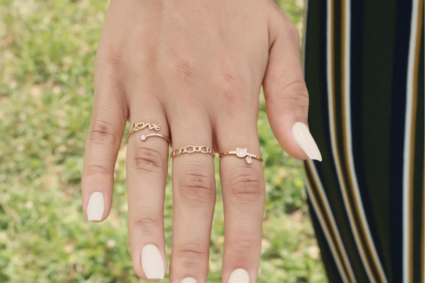 14k Yellow Gold Dainty Kitty Ring