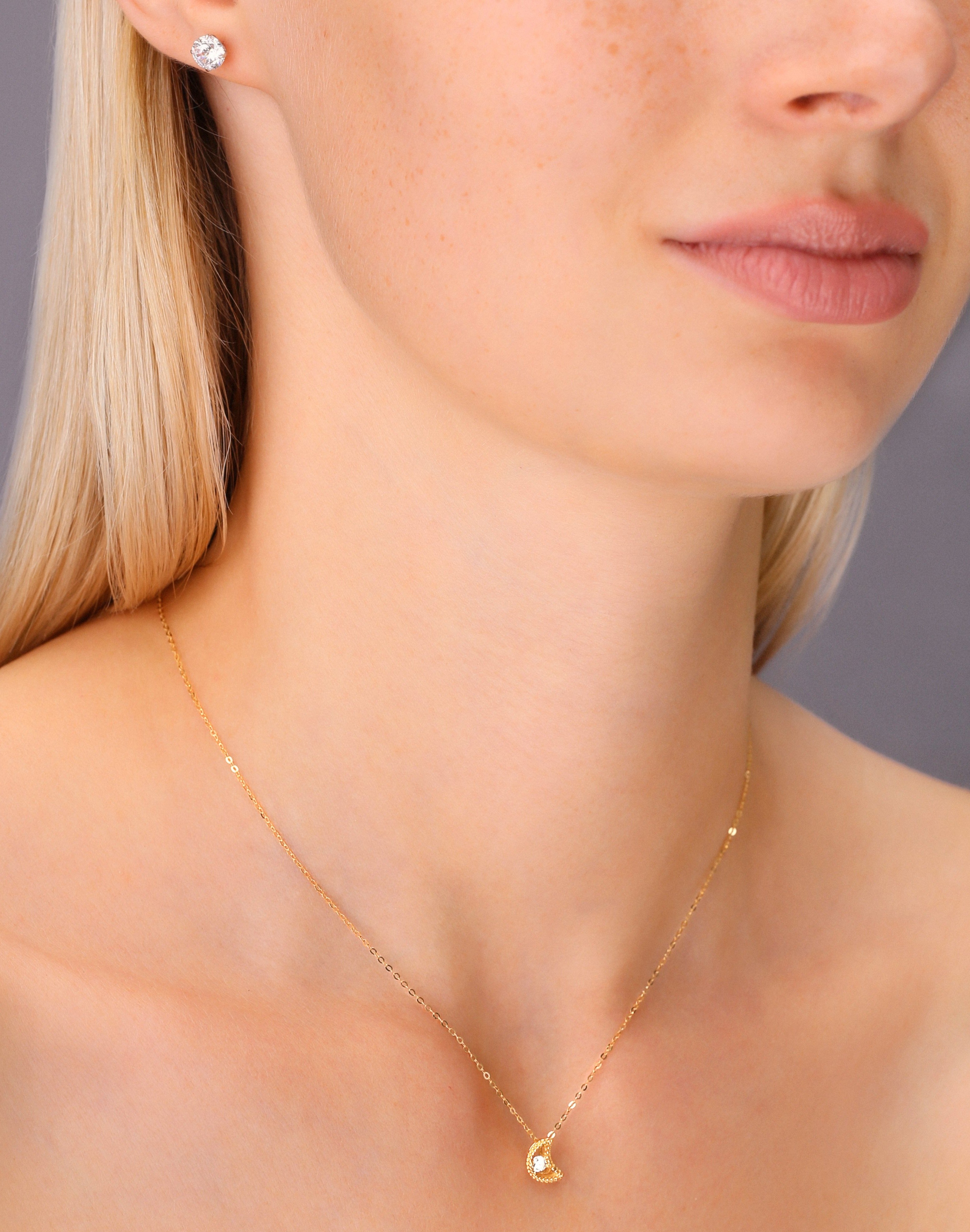 14k Yellow Gold Crescent Moon Necklace