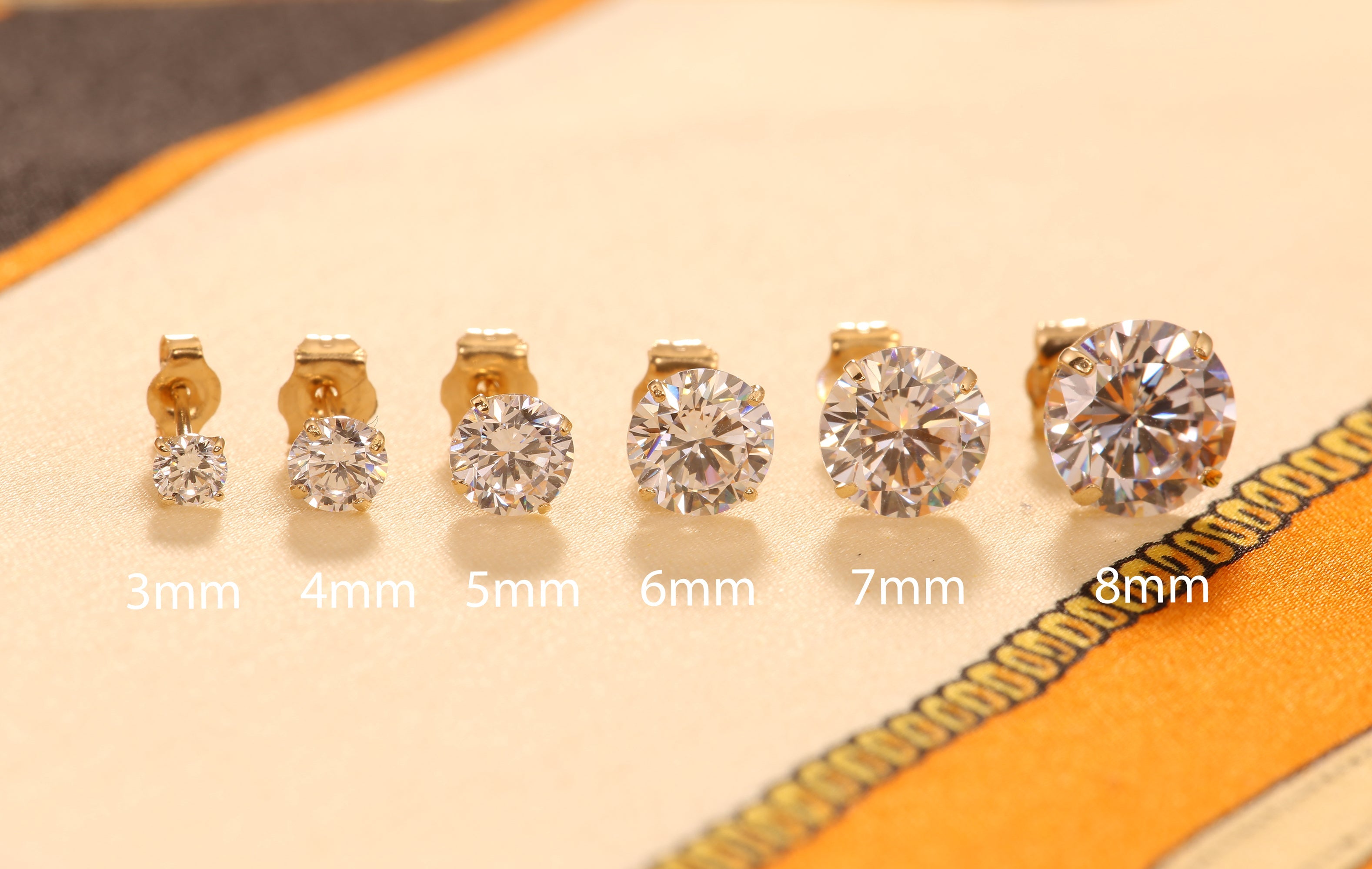 10K Yellow Gold Classic Solitaire Stud Earrings with Pushbacks