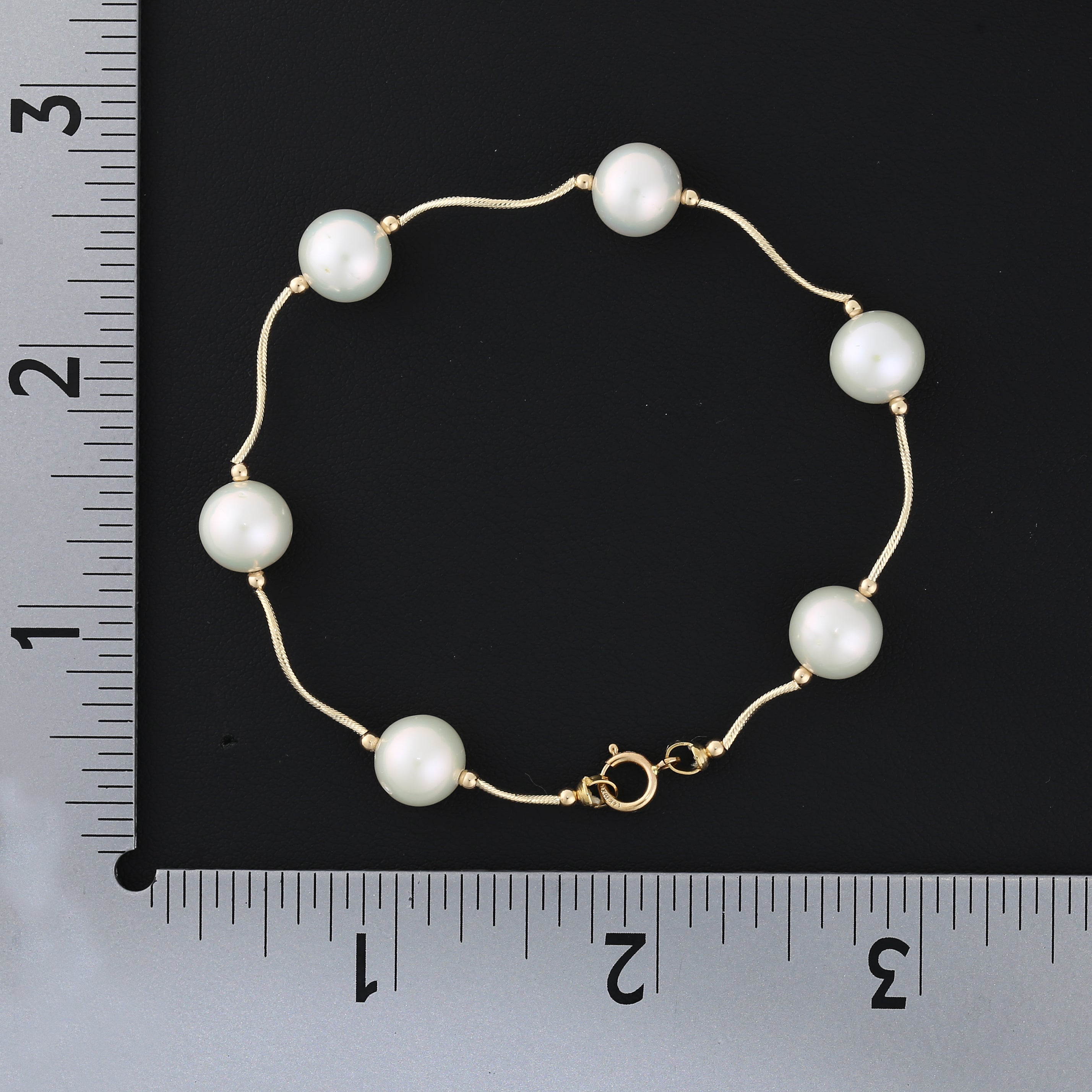 14K Gold Freshwater Pearl Bracelet. With Hand Engraved Diamond-Cut Details