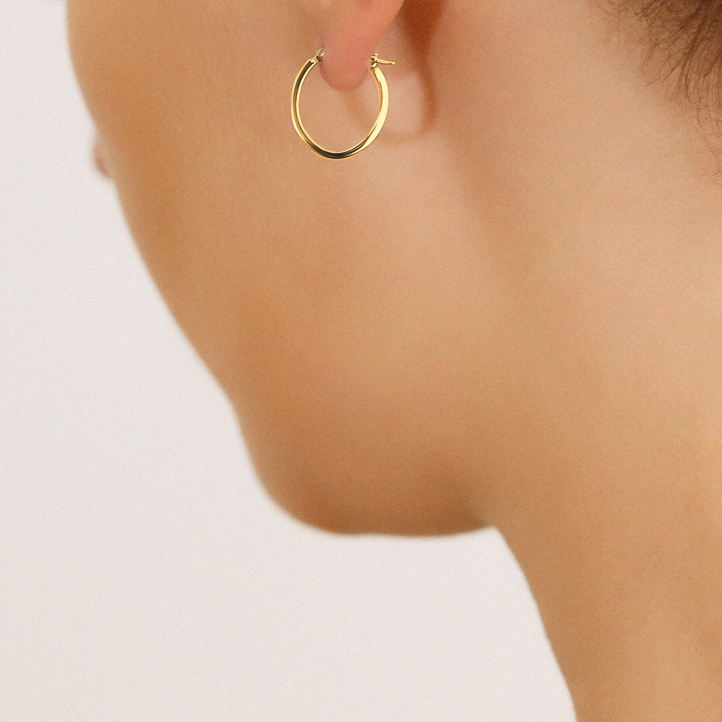 14k Gold Small Oval Flat Hoop Earrings